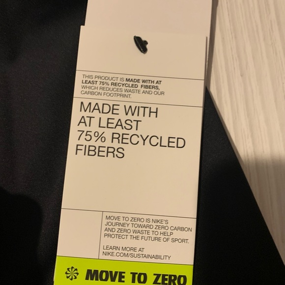 NIKE PLUS SIZE YOGA 7/8 Tights NWT BLACK 2XL ACTIVEWEAR - Picture 4 of 10